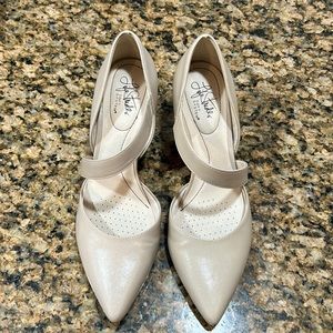 Beige life stride heels with straps